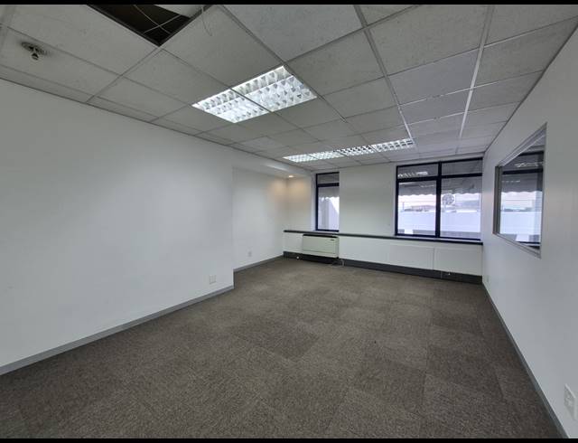 211M² OFFICE TO LET IN ROSEBANK